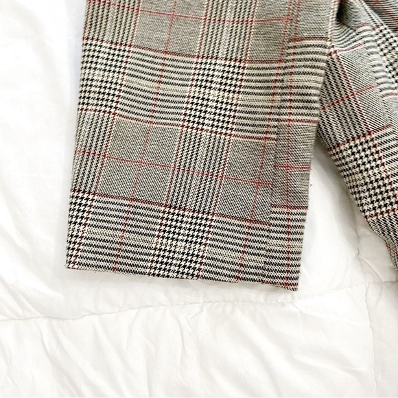 Zara BLACK WHITE RED PLAID NOTCHED LAPEL SINGLE BUTTON BLAZER JACKET - Picture 8 of 10